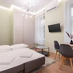 Kl31 - - Klauzal Square By Bqa *