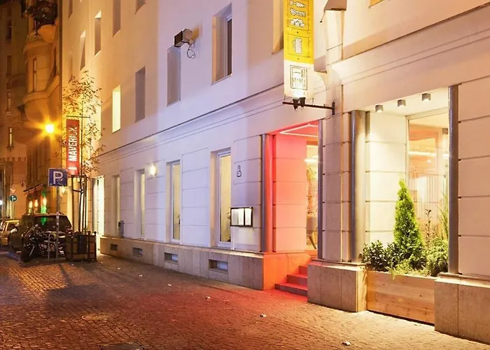 Kl31 - - Klauzal Square By Bqa *